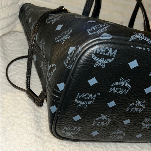 MCM Black Tote Bag - Picture 5 of 17